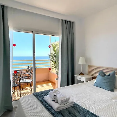 شقة Beachfront Sea View 11th Floor In Scandinavian Style At Stella Maris By Solrentspain فوينخيرولا